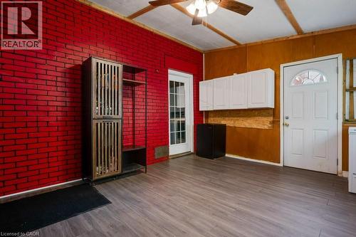 6 Glanville Avenue, Brantford, ON - Indoor Photo Showing Other Room