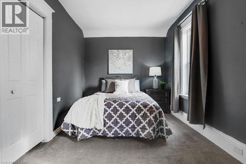 6 Glanville Avenue, Brantford, ON - Indoor Photo Showing Bedroom