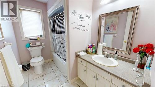51 Highgate Road, Kitchener, ON - Indoor Photo Showing Bathroom