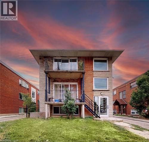 253 Mohawk Road E, Hamilton, ON - Outdoor