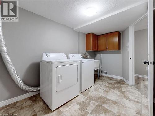 33 Marshall Drive, Guelph, ON - Indoor Photo Showing Laundry Room