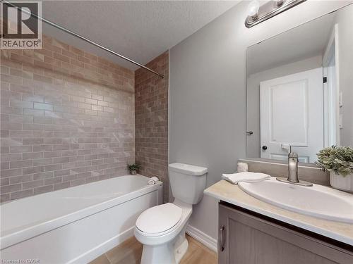 33 Marshall Drive, Guelph, ON - Indoor Photo Showing Bathroom
