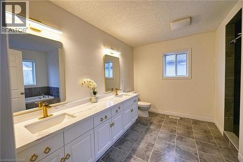 130 Coopershawk Street, Kitchener, ON - Indoor Photo Showing Bathroom