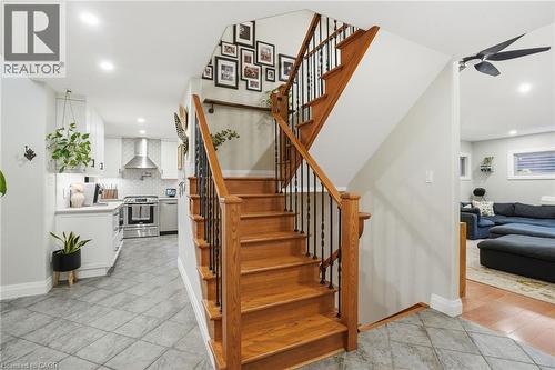 17 Krieghoff Drive, Hamilton, ON - Indoor Photo Showing Other Room