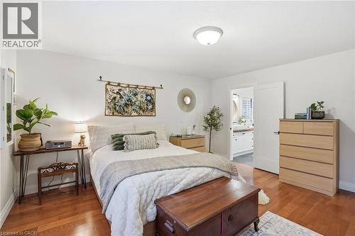 17 Krieghoff Drive, Hamilton, ON - Indoor Photo Showing Bedroom