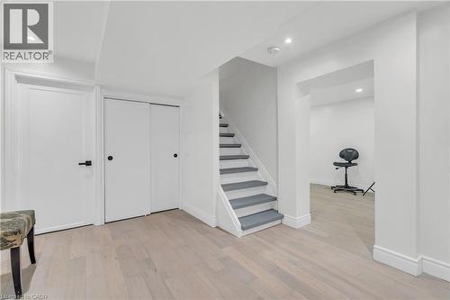 445 Moore Street, Cambridge, ON - Indoor Photo Showing Other Room