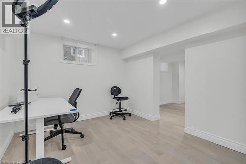 445 Moore Street, Cambridge, ON - Indoor Photo Showing Other Room