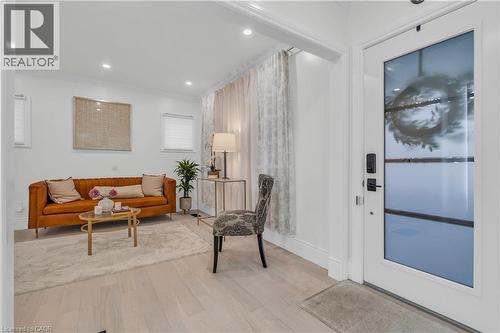 445 Moore Street, Cambridge, ON - Indoor