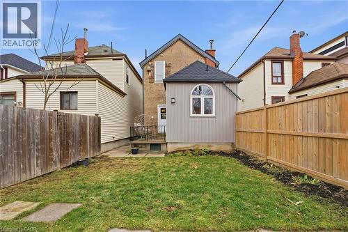 17 Minto Avenue, Hamilton, ON - Outdoor