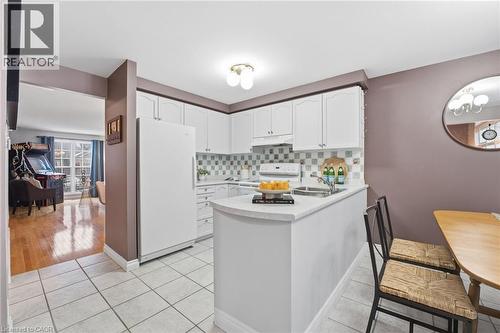 68 Fairlake Drive, Cambridge, ON - Indoor Photo Showing Kitchen With Double Sink
