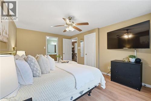 68 Fairlake Drive, Cambridge, ON - Indoor Photo Showing Bedroom