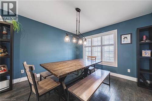 19 Liuna Court, Hamilton, ON - Indoor Photo Showing Dining Room
