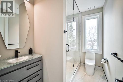 2284 Sideroad 1, Burlington, ON - Indoor Photo Showing Bathroom