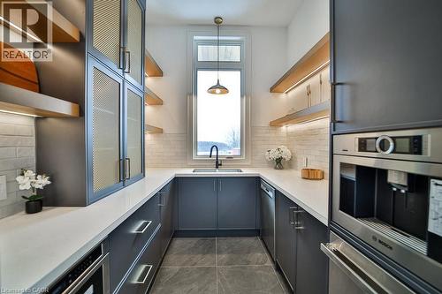 2284 Sideroad 1, Burlington, ON - Indoor Photo Showing Kitchen With Upgraded Kitchen