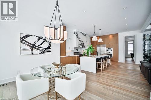 2284 Sideroad 1, Burlington, ON - Indoor