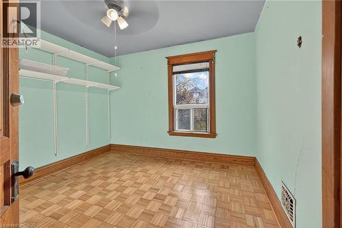 91 Spadina Avenue, Hamilton, ON - Indoor Photo Showing Other Room