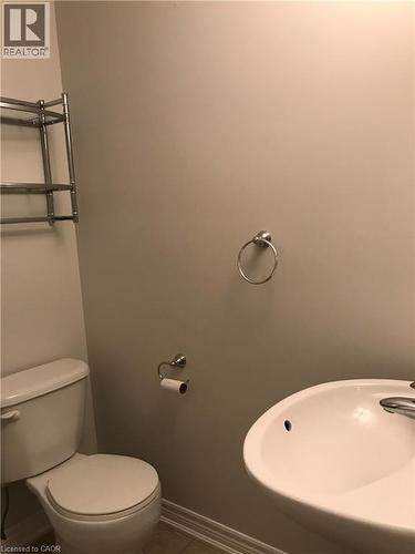 View of bathroom - 4294 Ingram Common, Burlington, ON - Indoor Photo Showing Bathroom