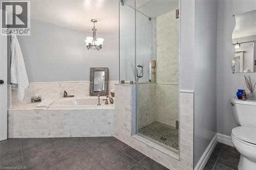 3182 Tania Crescent, Burlington, ON - Indoor Photo Showing Bathroom
