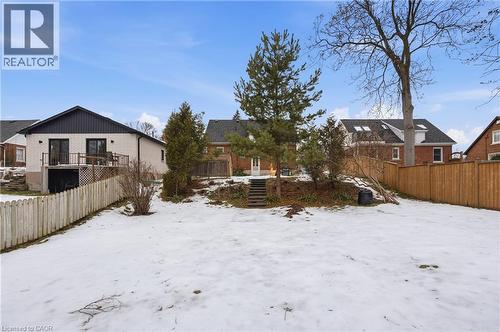 View of yard layered in snow - 157 Bridgeport Road E, Waterloo, ON - Outdoor