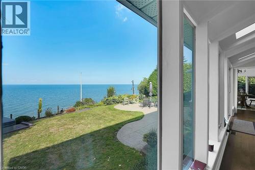 10 Tupper Boulevard, Grimsby, ON - Outdoor With Body Of Water