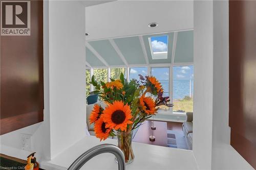 10 Tupper Boulevard, Grimsby, ON - Indoor Photo Showing Other Room