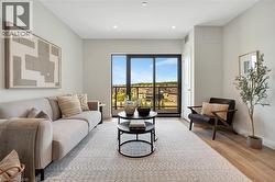 525 NEW DUNDEE Road Unit# 706  Kitchener, ON N2P 0K8