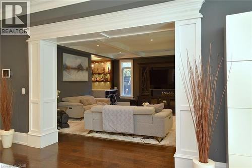 4180 Lakeshore Road, Burlington, ON - Indoor