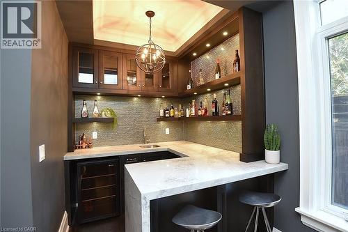 4180 Lakeshore Road, Burlington, ON - Indoor Photo Showing Other Room