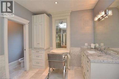 Separate Bidet and Toilet Room - 4180 Lakeshore Road, Burlington, ON - Indoor Photo Showing Bathroom