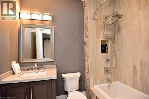 4180 Lakeshore Road, Burlington, ON - Indoor Photo Showing Bathroom