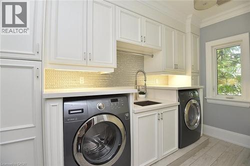 Bedroom Level Laundry Room - 4180 Lakeshore Road, Burlington, ON - Indoor Photo Showing Laundry Room