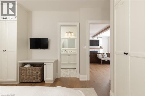 2195 Courtland Drive, Burlington, ON - Indoor Photo Showing Other Room