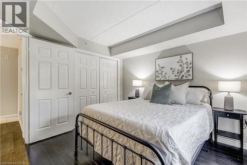 2055 Appleby Line Unit# 103, Burlington, ON - Indoor Photo Showing Bedroom