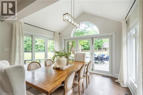 6618 Carriage Trail, Burlington, ON - Indoor Photo Showing Dining Room