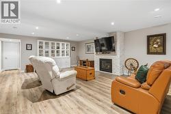 Stunning Lower level, lux vinyl flrs - 