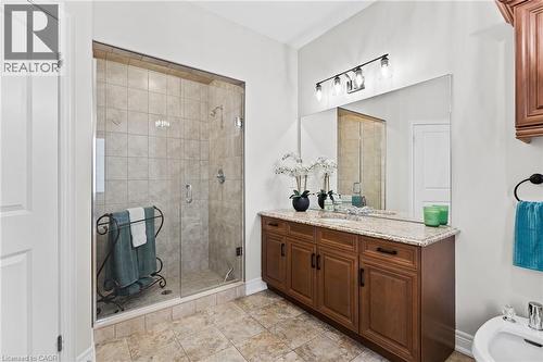 116 Sunrise Court, Ridgeway, ON - Indoor Photo Showing Bathroom