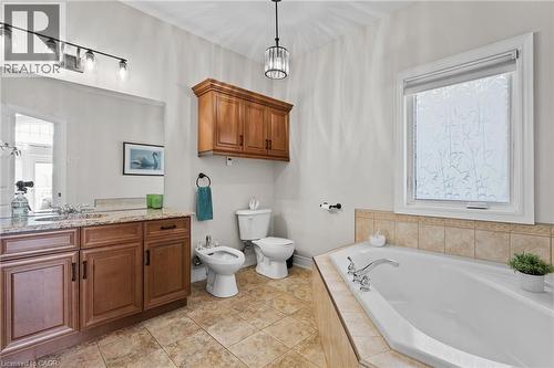 116 Sunrise Court, Ridgeway, ON - Indoor Photo Showing Bathroom