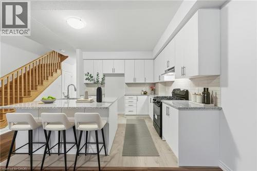 Virtually Staged - 9 Admiral Road, Welland, ON - Indoor Photo Showing Kitchen With Upgraded Kitchen