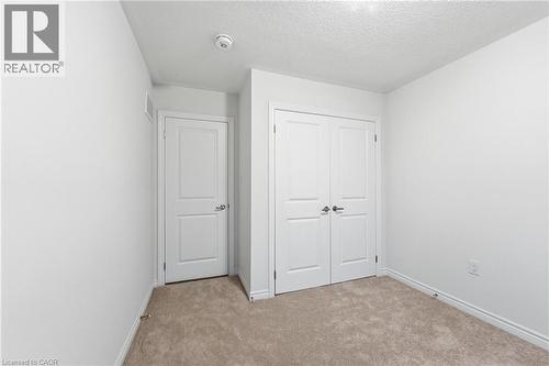 9 Admiral Road, Welland, ON - Indoor Photo Showing Other Room