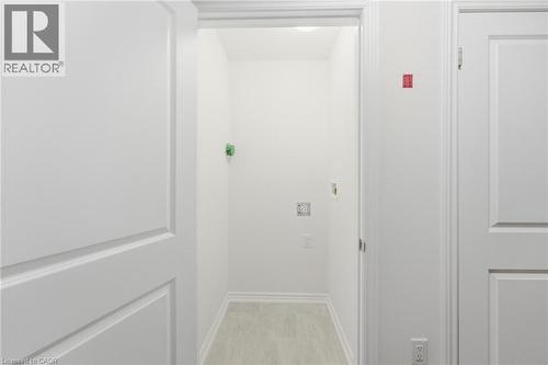 9 Admiral Road, Welland, ON - Indoor Photo Showing Other Room