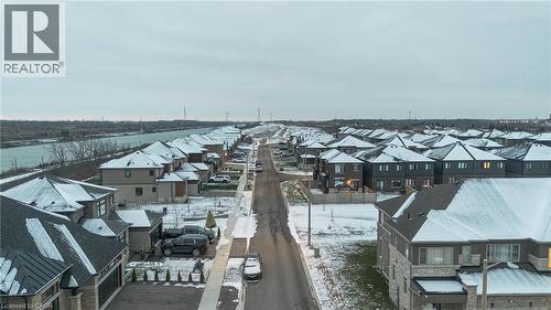 9 Admiral Road, Welland, ON - Outdoor