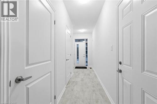 9 Admiral Road, Welland, ON - Indoor Photo Showing Other Room