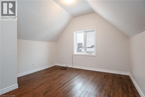 94 Scott Street, Kitchener, ON - Indoor Photo Showing Other Room