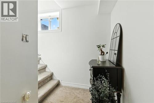 2224 Ghent Avenue, Burlington, ON - Indoor Photo Showing Other Room