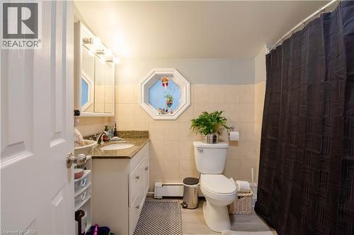 610 Elm Street, Port Colborne, ON - Indoor Photo Showing Bathroom