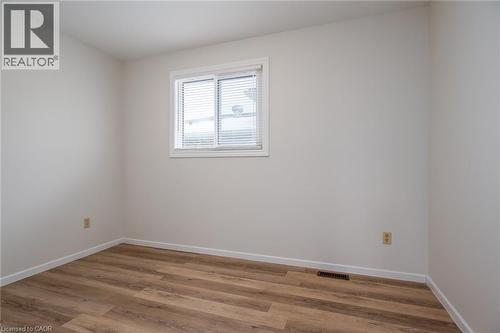 60 Hahn Avenue, Cambridge, ON - Indoor Photo Showing Other Room