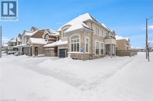 3923 Koenig Road, Burlington, ON - Outdoor With Facade