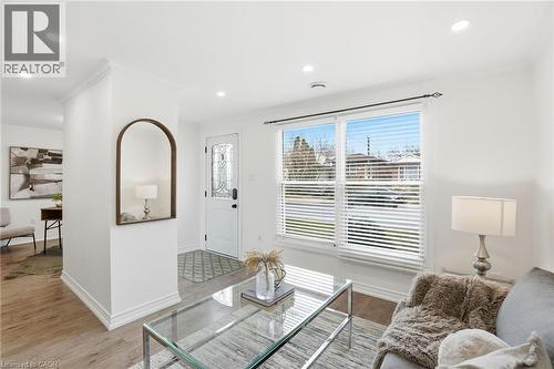 190 Mead Avenue, Hamilton, ON - Indoor