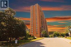 90 LING Road Unit# 904  Scarborough, ON M1E 4Y3