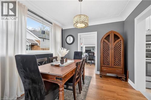 100 Ferndale Avenue, Hamilton, ON - Indoor Photo Showing Dining Room